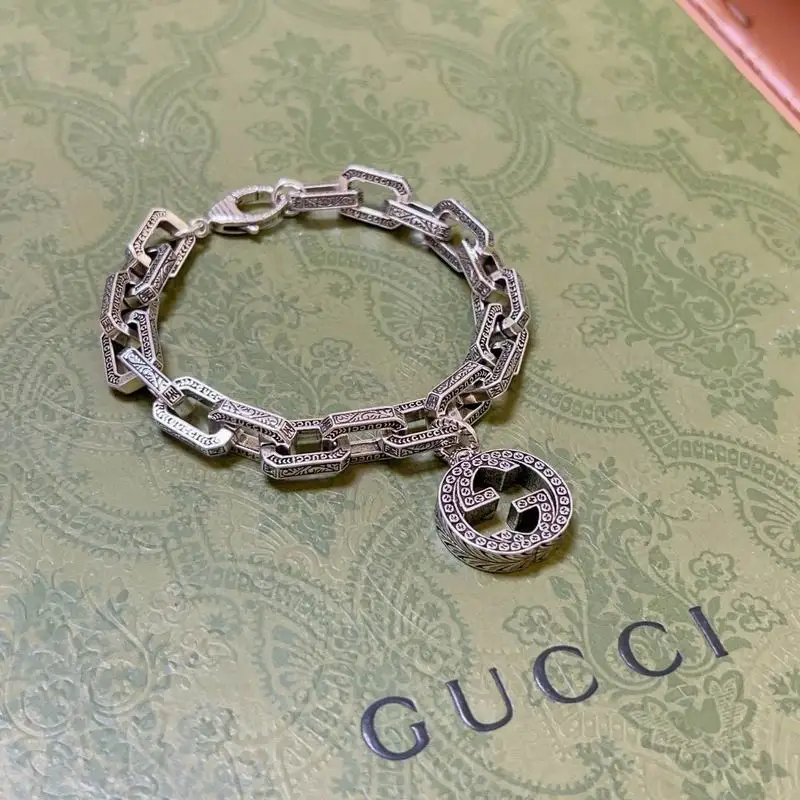 Gucci Bracelet 06yxh26